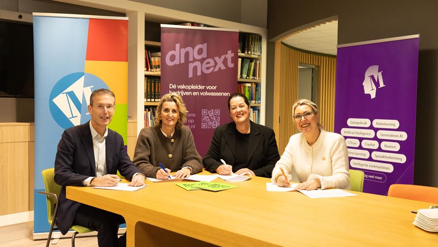 Het Martini Ziekenhuis en mbo-partners DCTerra, Noorderpoort en Alfa-college tekenden vandaag een samenwerkingsovereenkomst Het Martini Ziekenhuis en mbo-partners DCTerra, Noorderpoort en Alfa-college tekenden vandaag een samenwerkingsovereenkomst